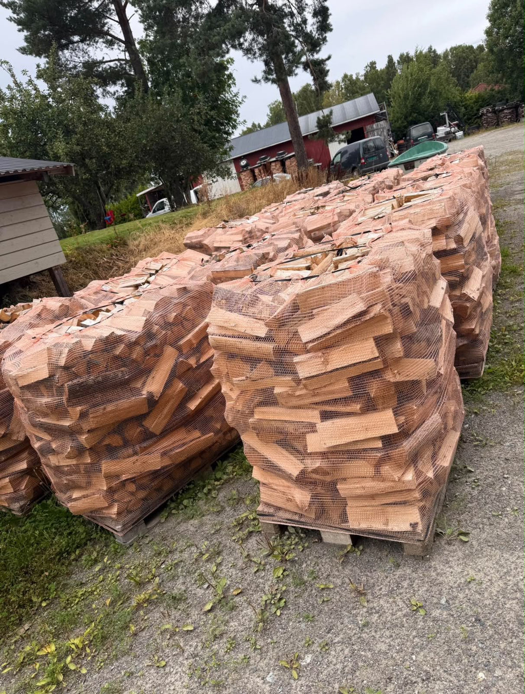 Lot 1 — Grands sacs de bois fendu