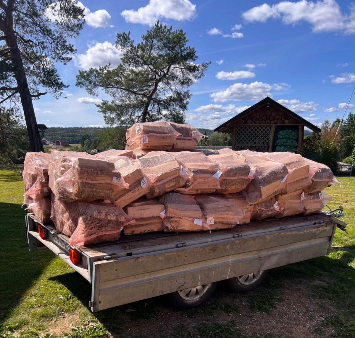 Lot 2 — Sacs bâchés et bouleau